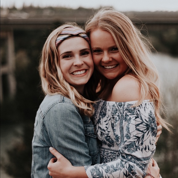 Meet your Posher, Mckenna - Picture 2 of 5